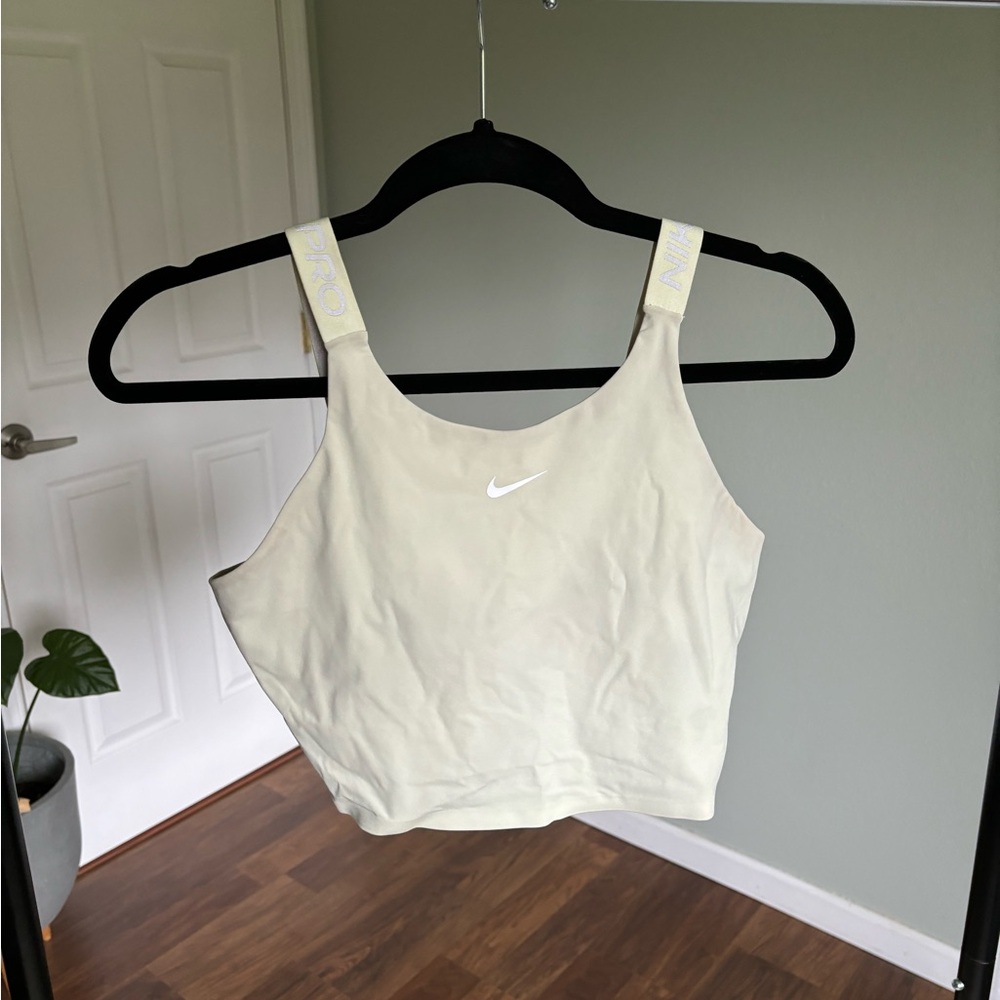 Nike Pro Crop Tank